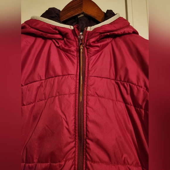 Mountain Equipment Red Jacket with Hood - Picture 3 of 7